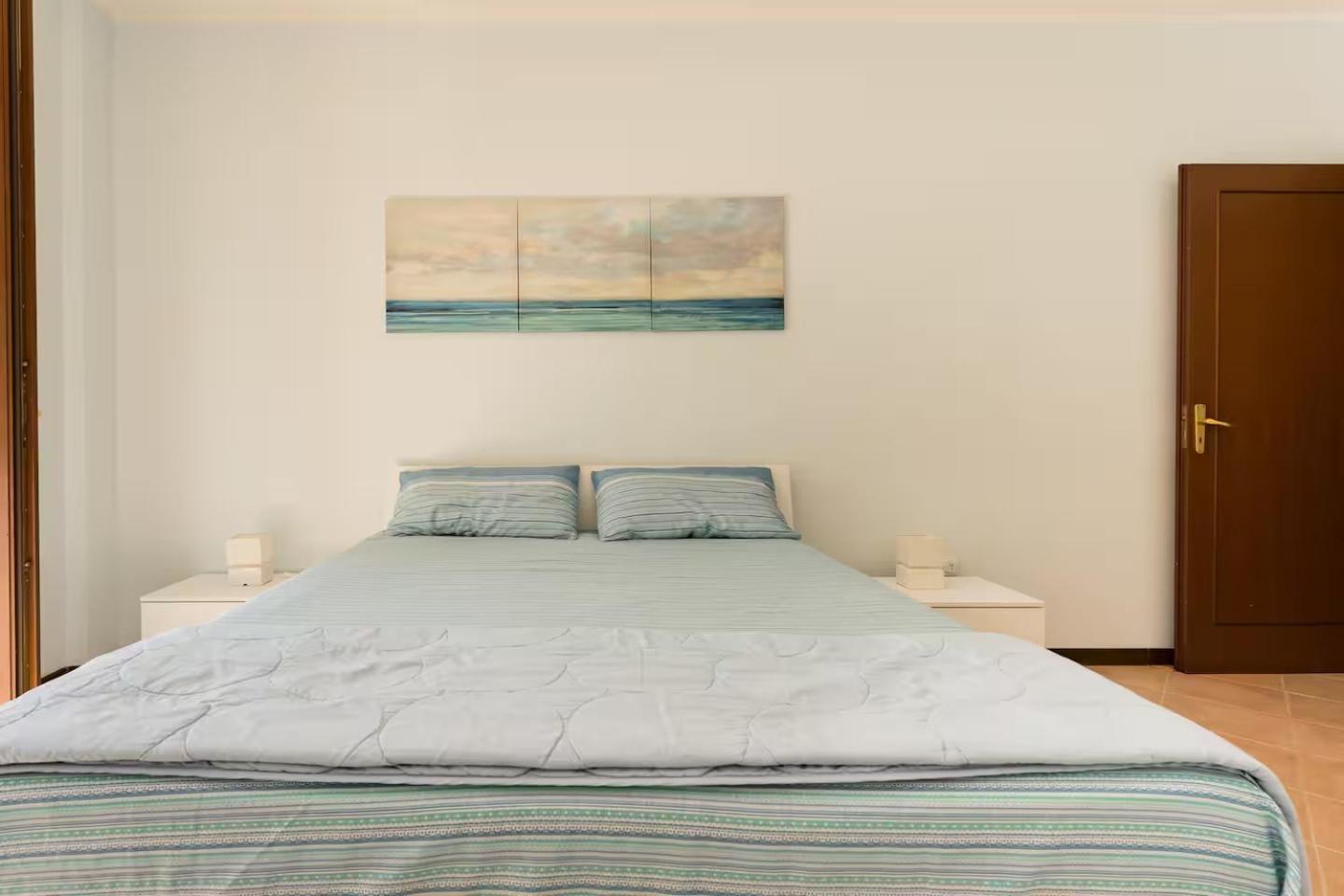 Bluemar Guest House 卡斯特拉玛雷帝斯达比亚 外观 照片